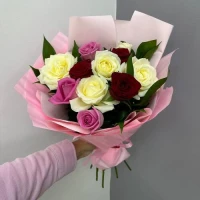Bouquet of 11 multi-colored roses