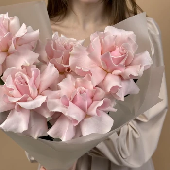 Original bouquet of pink French roses Pink Mondial