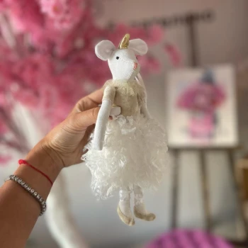 Soft toy mouse